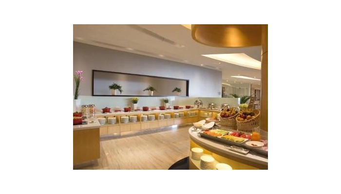 Hotel Ciputra Cibubur poza 8