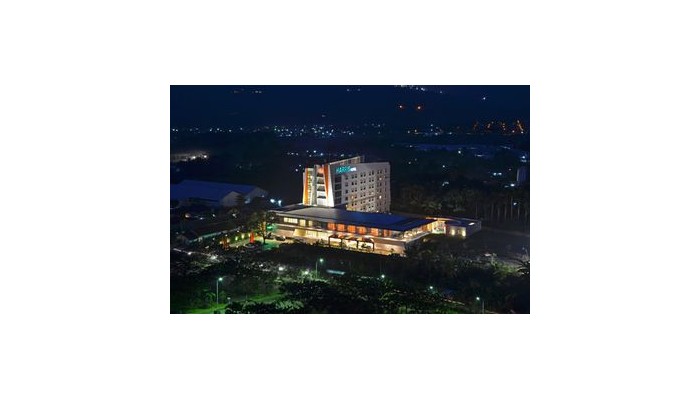 Hotel Harris Sentul City poza 1