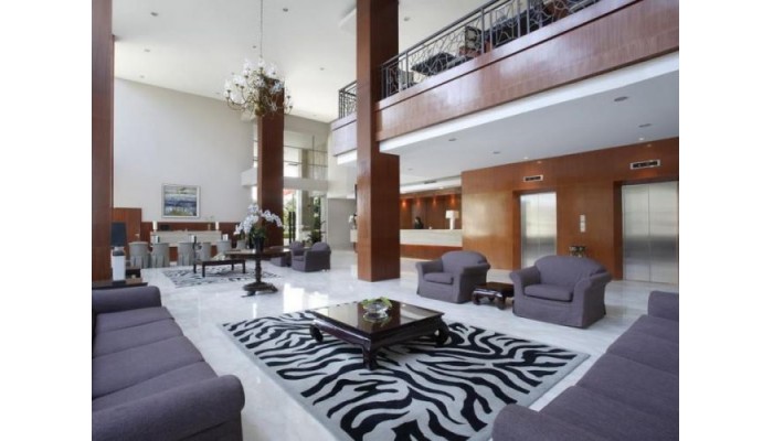 Hotel Santika Jemursari poza 2