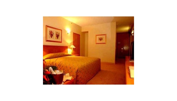 Hotel Peermont Metcourt Suites poza 2