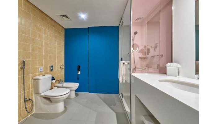 Ramada Hotel Suites & Apartments By Wyndham Dubai Jbr poza 4