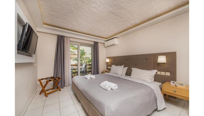 Crystal Beach Hotel poza 13