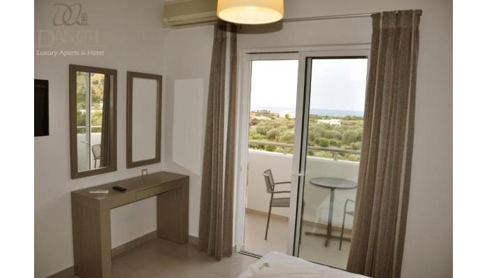 Daniel Luxury Apartments poza 17