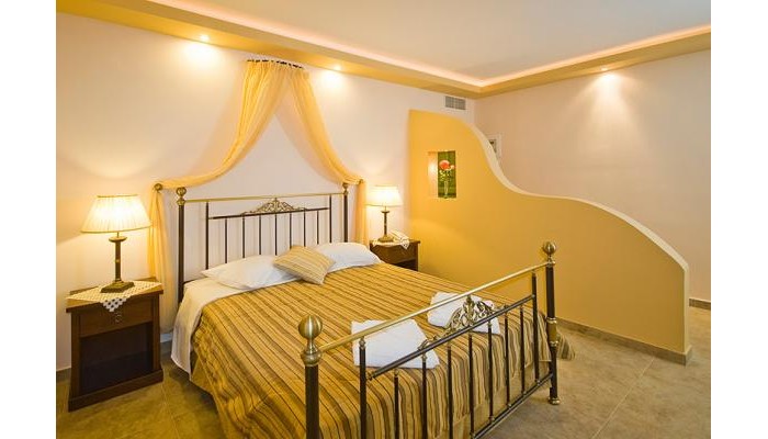 Anassa Hotel Santorini poza 9