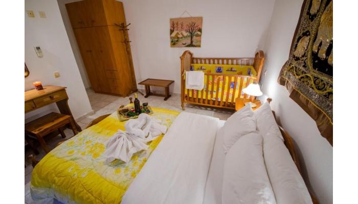 Tzaneria Apartments poza 6