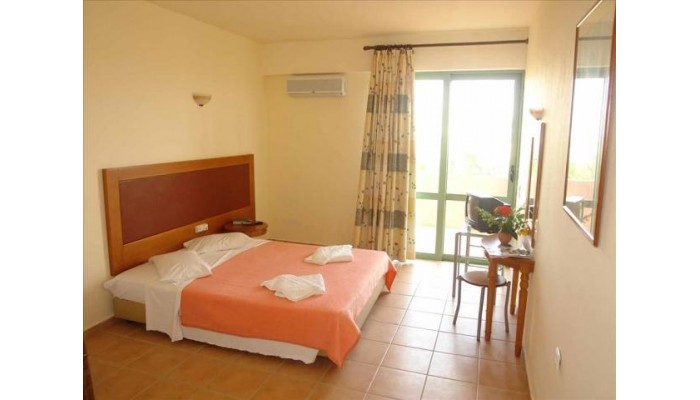 Minos Village poza 3