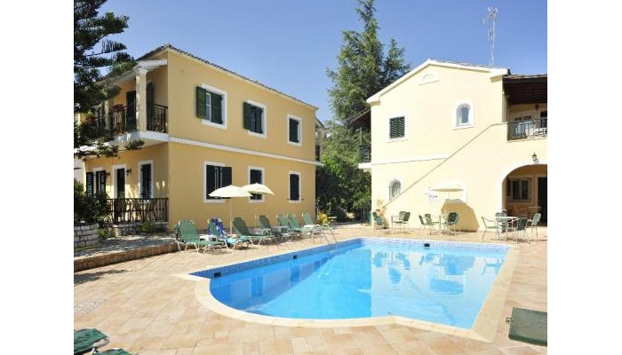 Ariti Complex poza 2