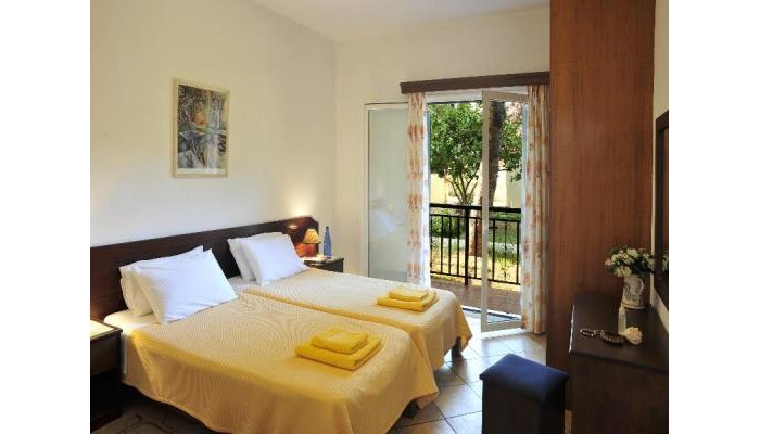 Ariti Complex poza 5