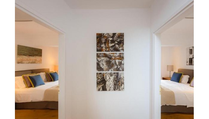 Hotel North Point Houses poza 8