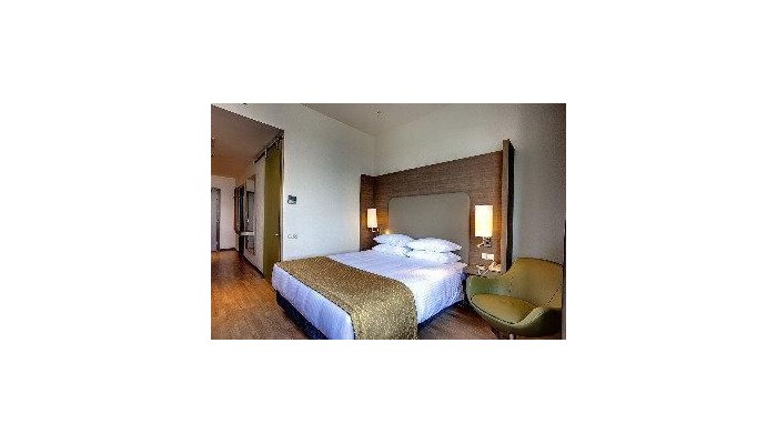Hotel Ramada Encore Kiev poza 2