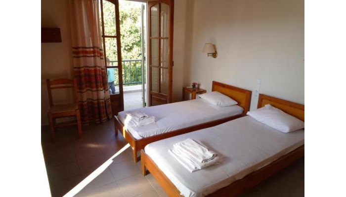 Haris Beach Apartments poza 2