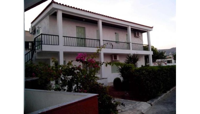 Haris Beach Apartments poza 1