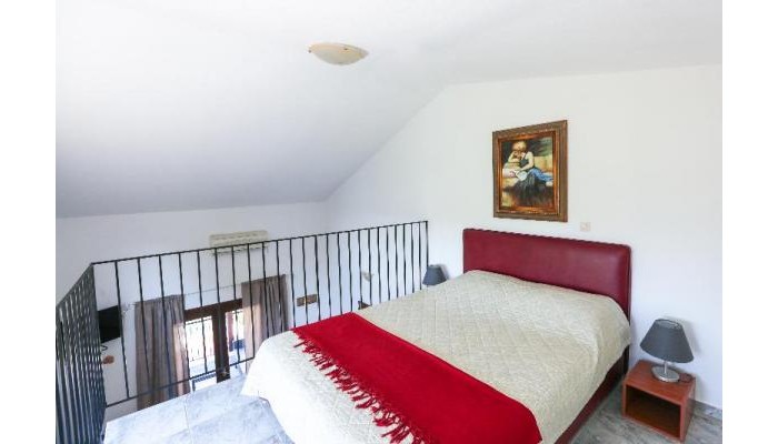 Angelina Studios poza 2