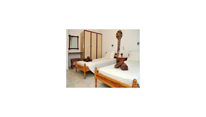 Marina Studios poza 2