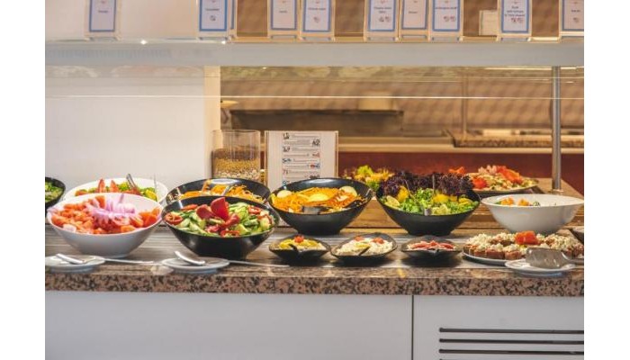 Chrispy Waterpark Resort poza 10