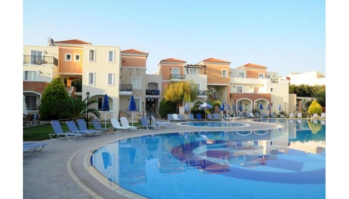 Chrispy Waterpark Resort poza 13