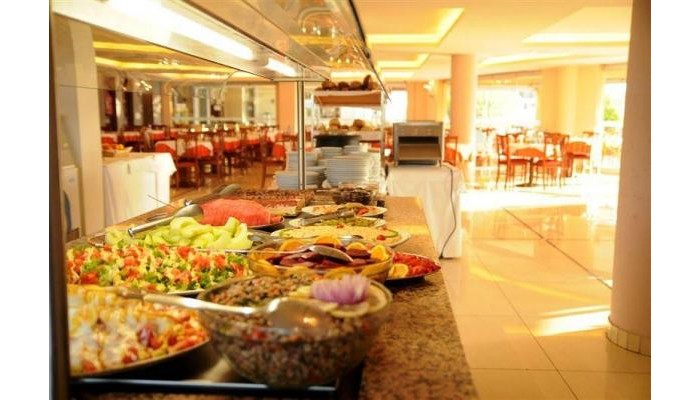 Chrispy Waterpark Resort poza 11