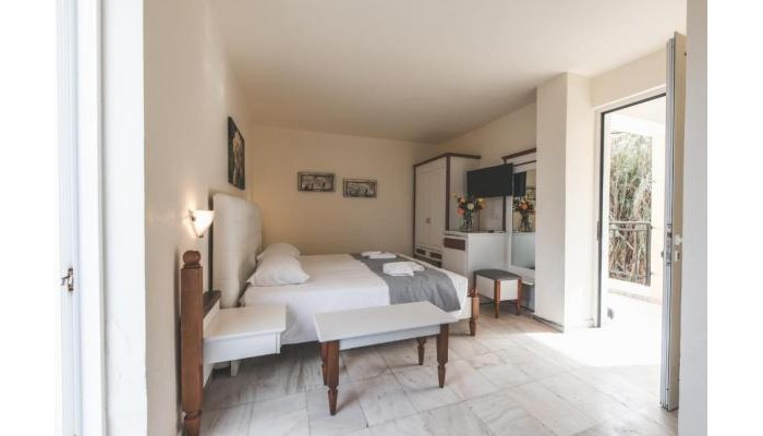 Chrispy Waterpark Resort poza 4