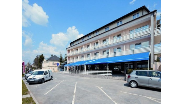 Hotel Macola poza 1