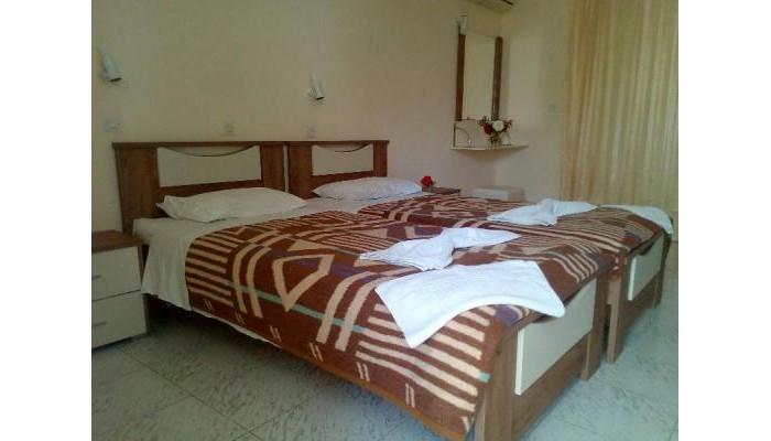 Leonidas Hotel And Studios poza 8