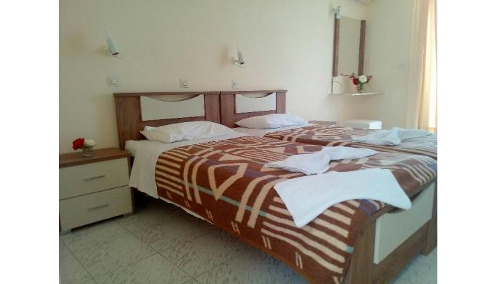 Leonidas Hotel And Studios poza 7