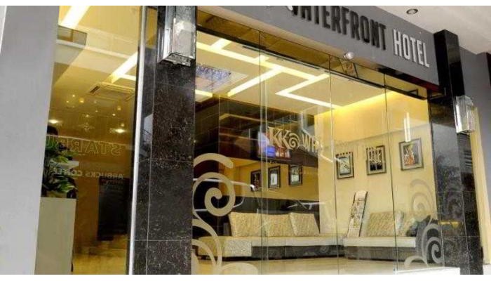 Kk Waterfront Hotel poza 0