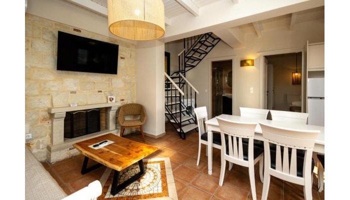 Marni Village poza 18