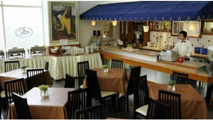 Hotel Alpha Genesis poza 7