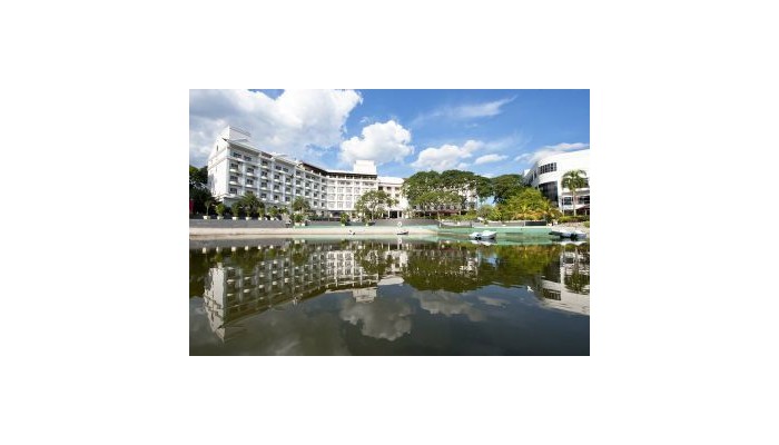 Hotel Flamingo By The Lake poza 1