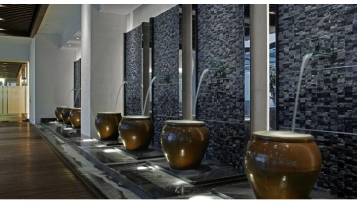 V E Hotel & Residence poza 0