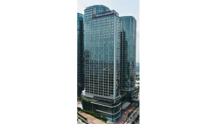 V E Hotel & Residence poza 5