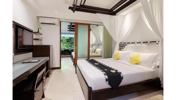 Legian Beach Hotel poza 2