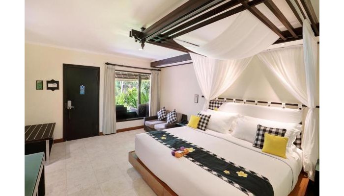 Legian Beach Hotel poza 4