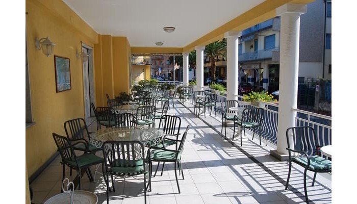 Hotel Dora poza 6