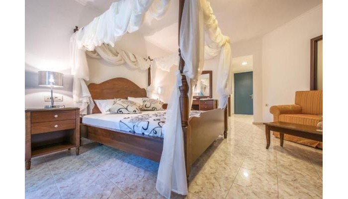 Golden Sun Hotel poza 8