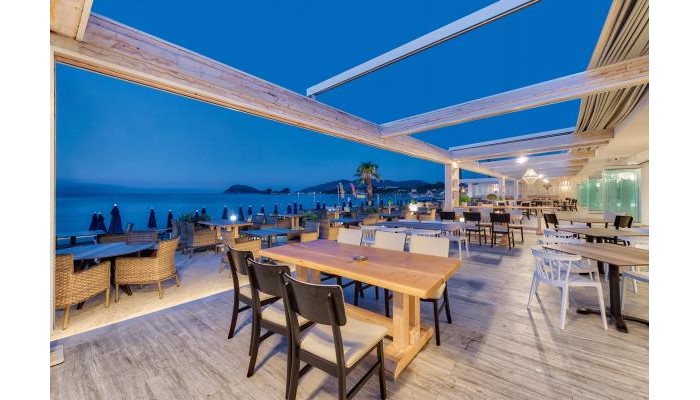 Hotel Mandala Seafront Suites poza 14