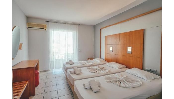 Mojo Hotel Laganas Zante poza 4