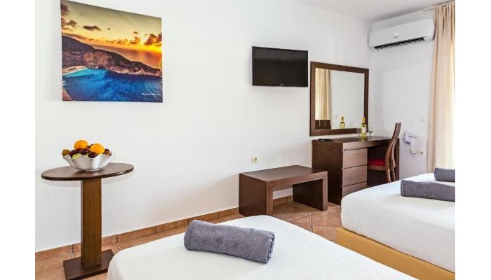 White Olive Premium Hotel poza 6