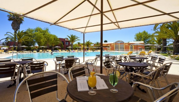 Colina Village poza 9