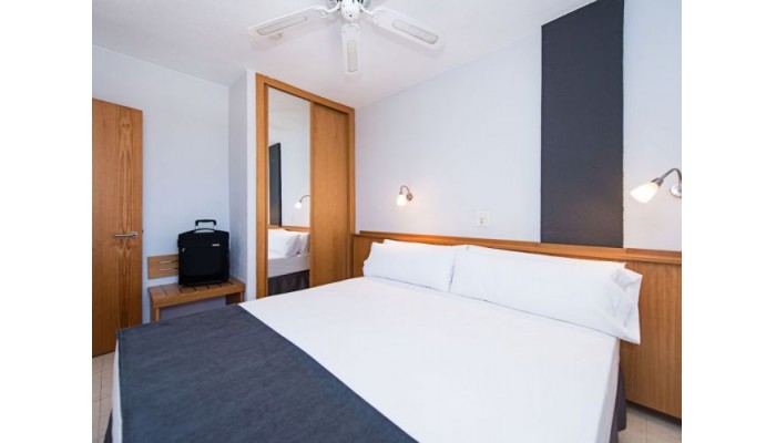 Axel Beach Apartments- Only Adults poza 2