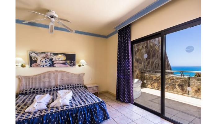 Hotel Apartamentos Bluebay Beach Club poza 9