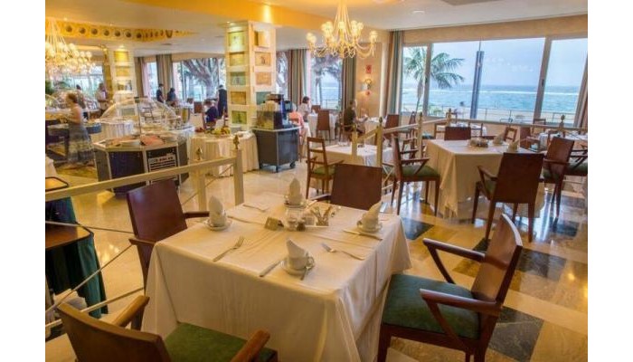 Hotel Reina Isabel poza 3