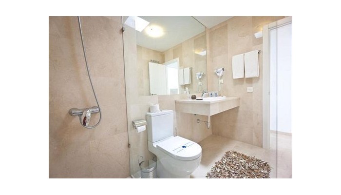 Tauro Resorts poza 2