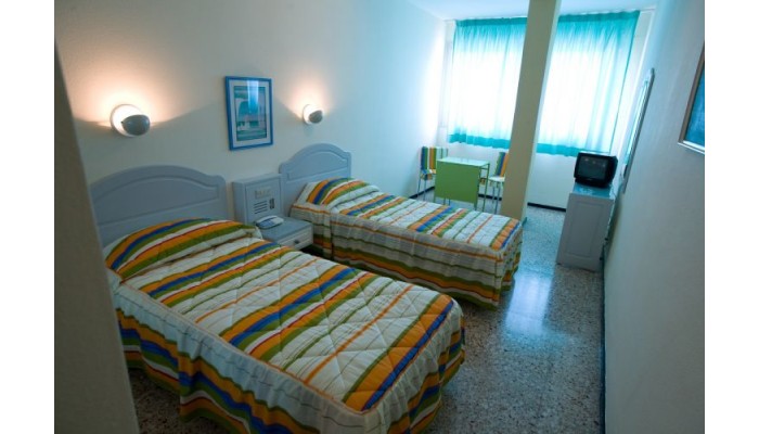 Catalina Park Apartments poza 2