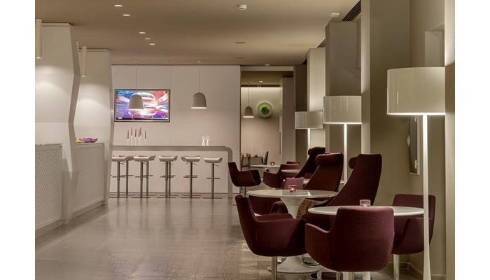 8piuhotel poza 2