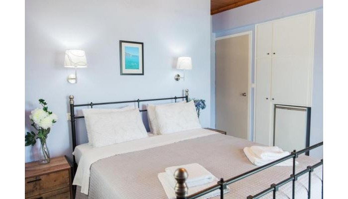 Babis Studio Apartments poza 10