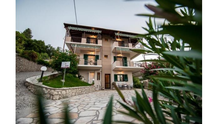 Nikoleta Studios poza 2