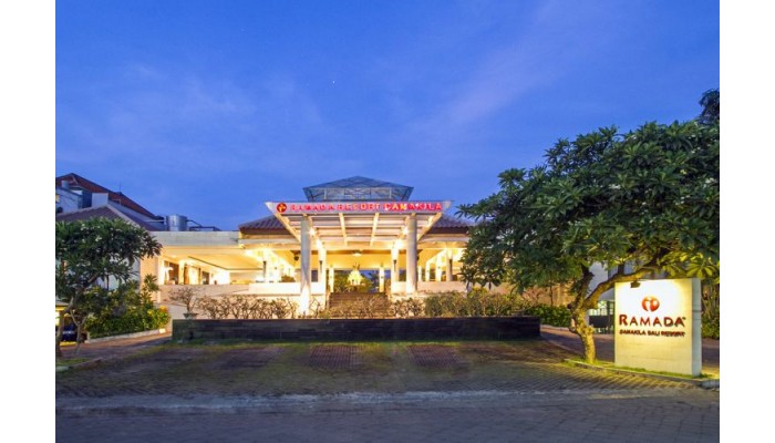 Hotel The Camakila Legian Bali poza 9