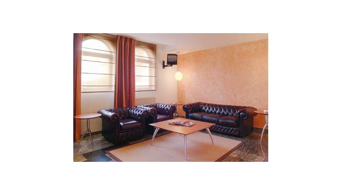 Hotel New Damshire poza 0