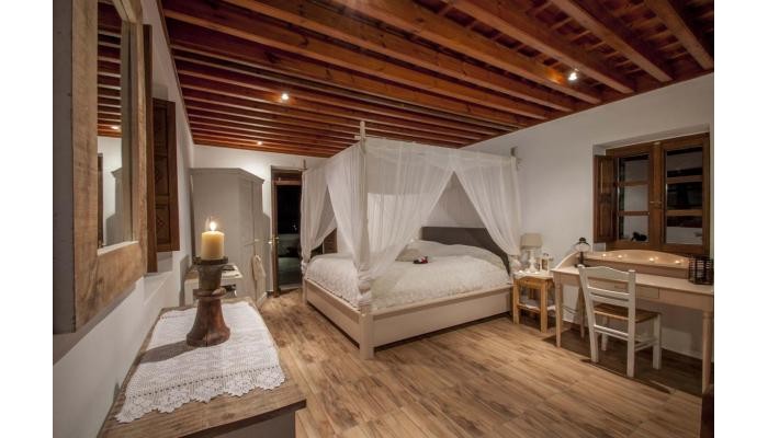 Elegant Lindian Villa Marietta poza 3